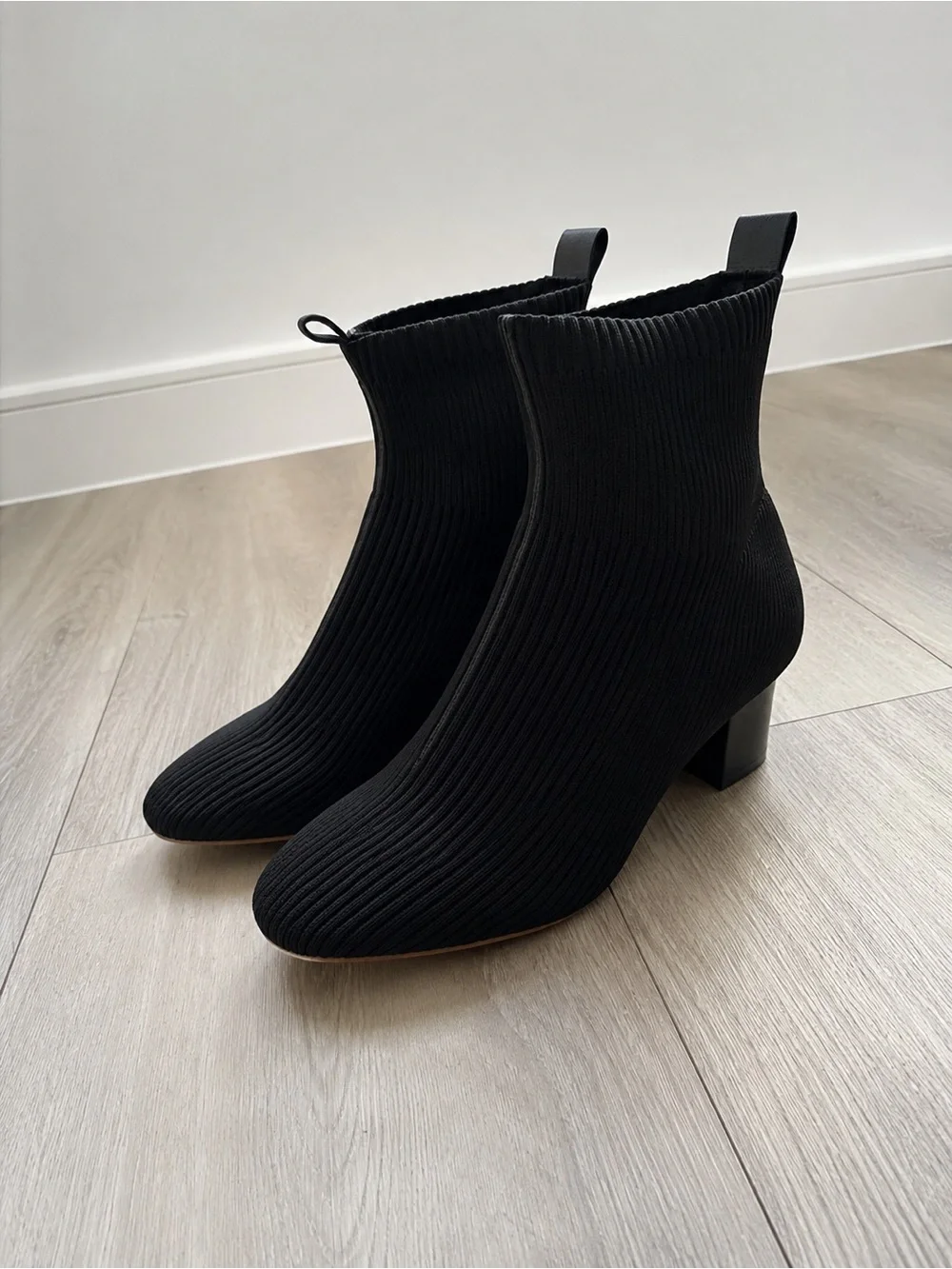 Everlane Boots Size 7.5 Black ReKnit Glove Sock Ankle Block Heel